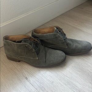 John Varvatos USA Grey Suede Chukka boot